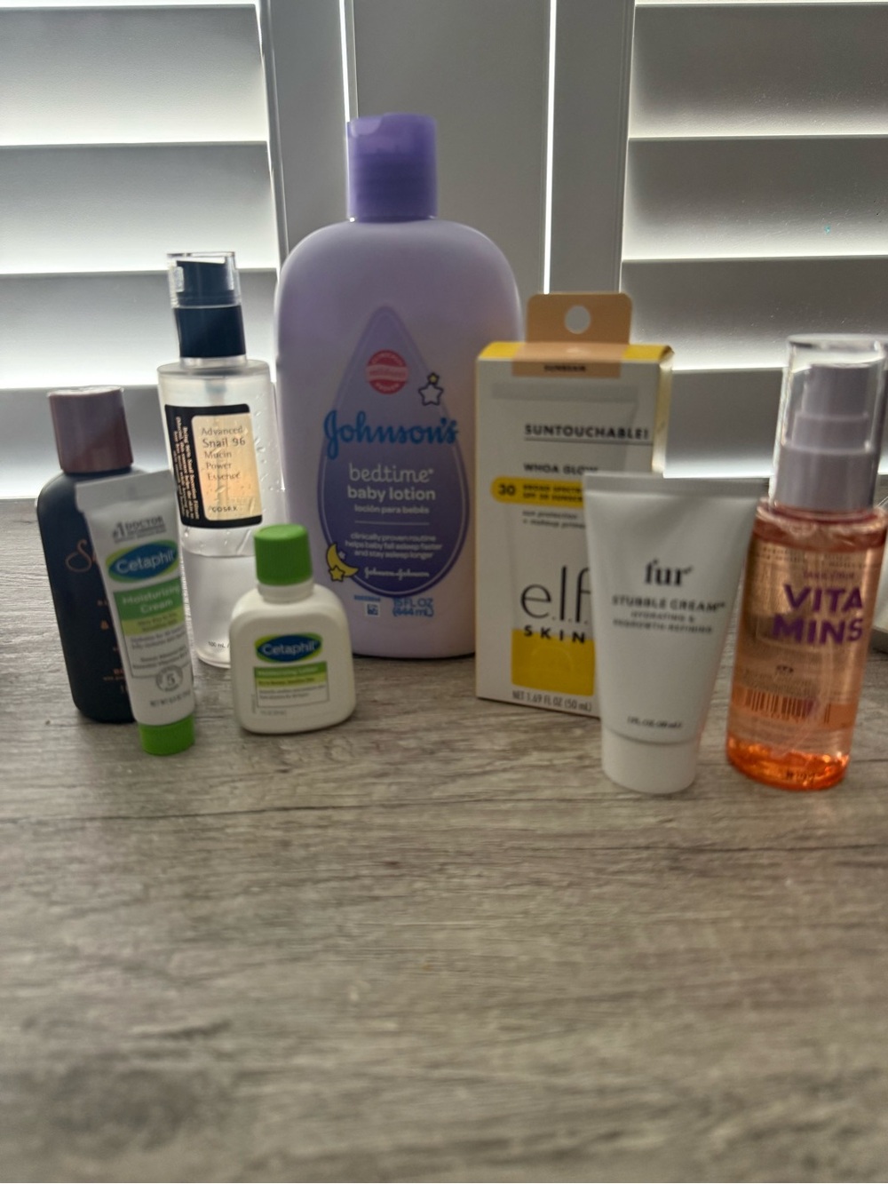 8 piece bundle Skin Care body elf whoa glow CosRX snail mucin Cetaphil Moisture